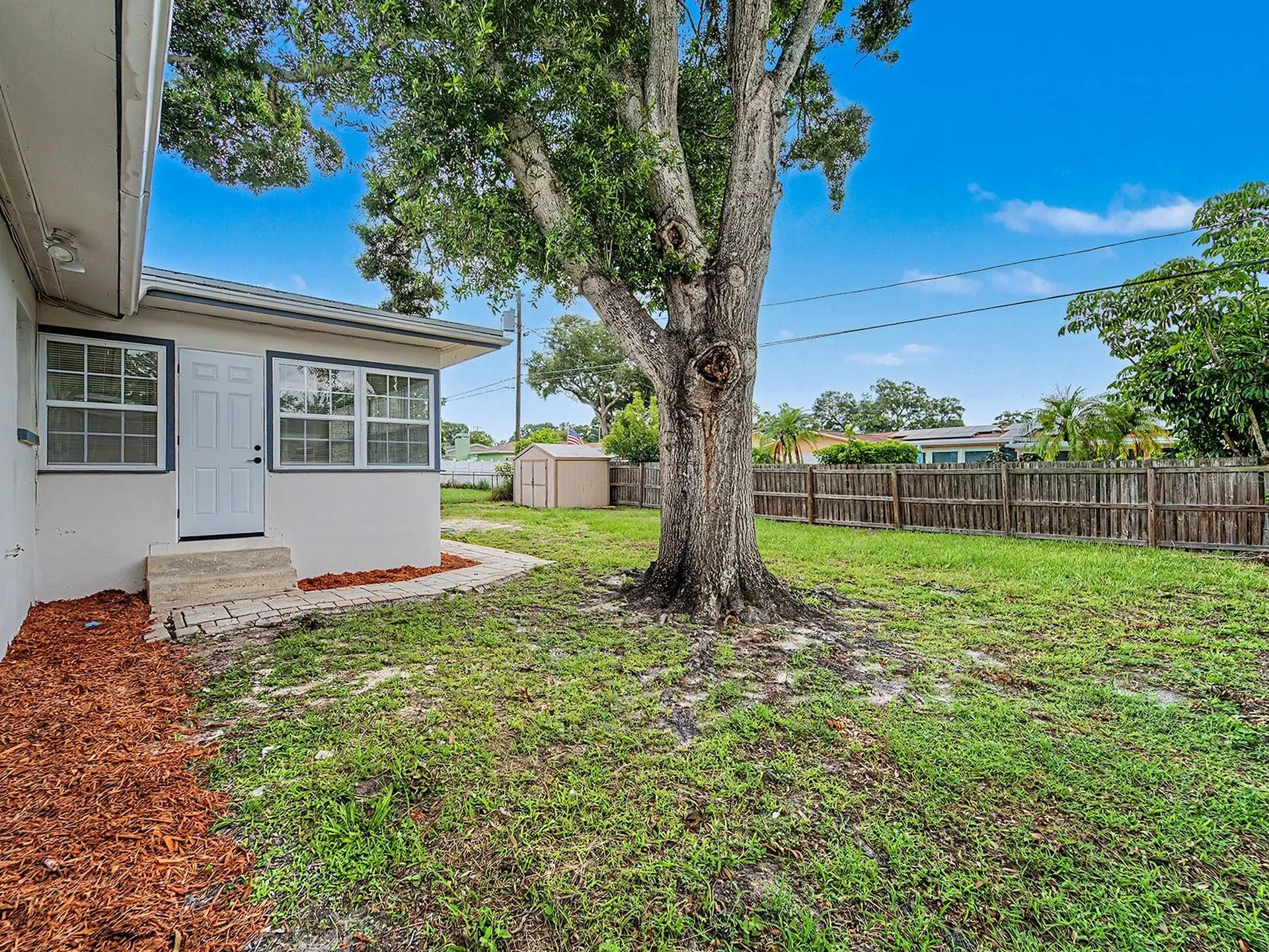 1354 Rosery Road NE Largo FL 33770