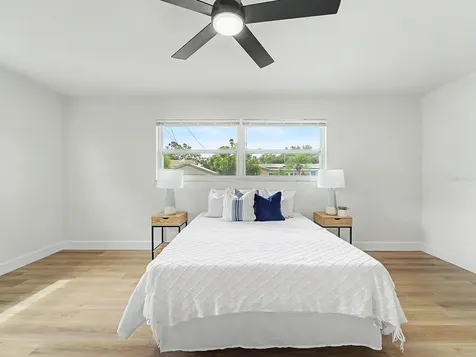 1354 Rosery Road NE Largo FL 33770