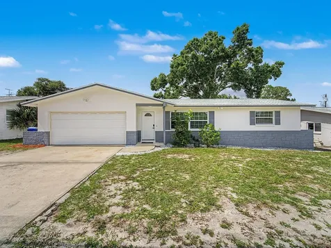 1354 Rosery Road NE Largo FL 33770