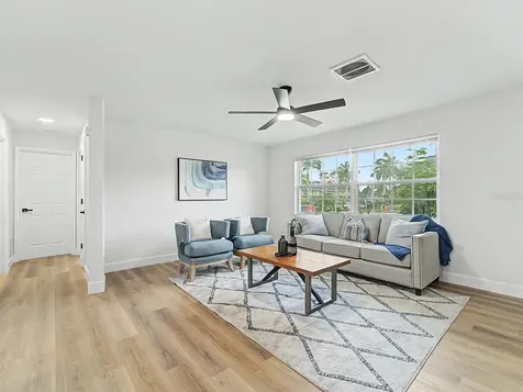 1354 Rosery Road NE Largo FL 33770