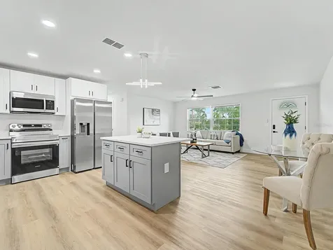 1354 Rosery Road NE Largo FL 33770