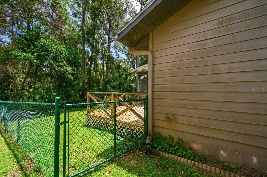 2401 NW 69th Terrace Gainesville FL 32606