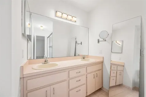 2401 NW 69th Terrace Gainesville FL 32606