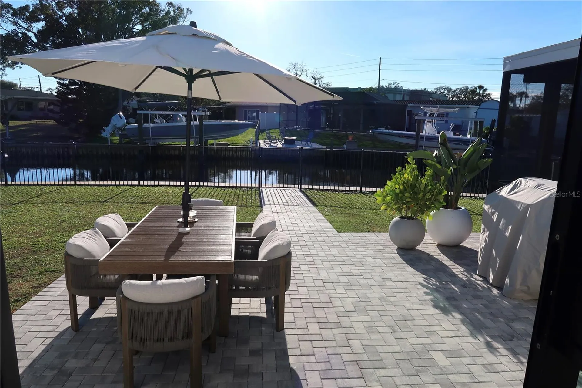 9484 Treasure Lane NE St Petersburg FL 33702