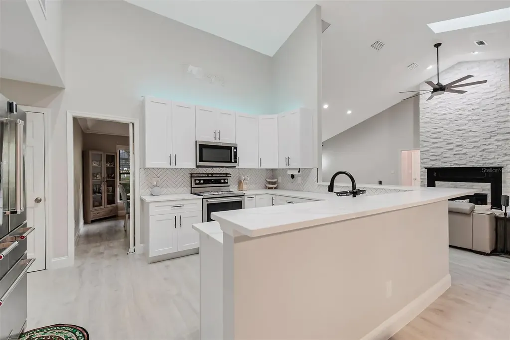 1937 Hidden Pine Lane Apopka FL 32712