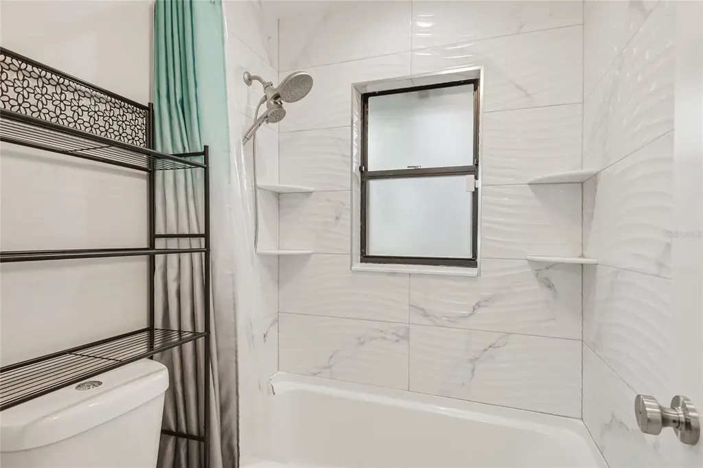 1937 Hidden Pine Lane Apopka FL 32712