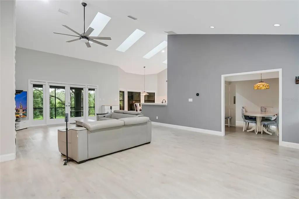 1937 Hidden Pine Lane Apopka FL 32712