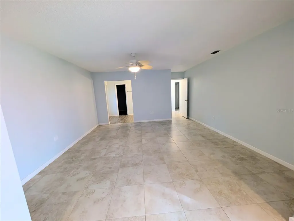 8707 51st Avenue W Bradenton FL 34210