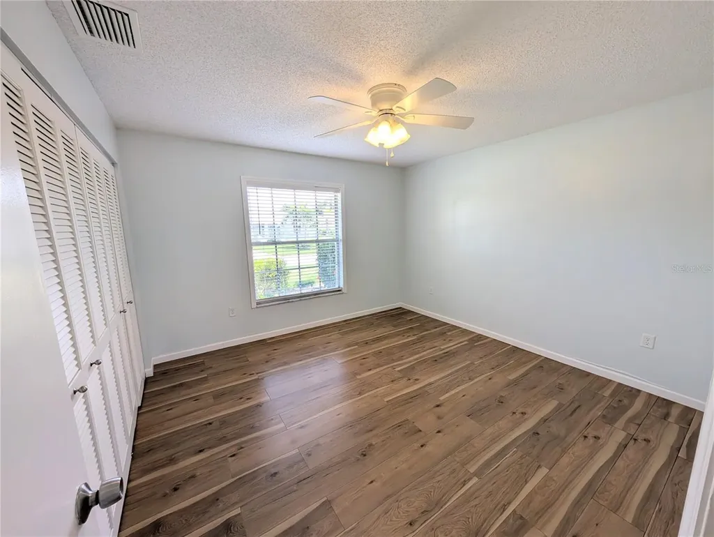 8707 51st Avenue W Bradenton FL 34210