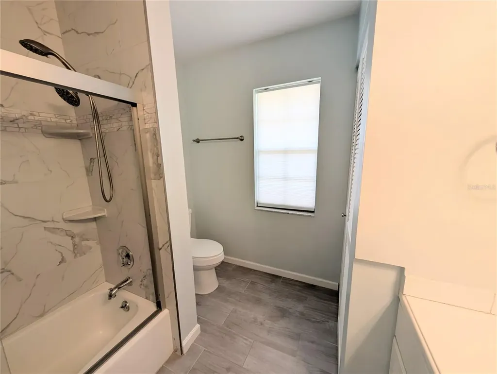 8707 51st Avenue W Bradenton FL 34210