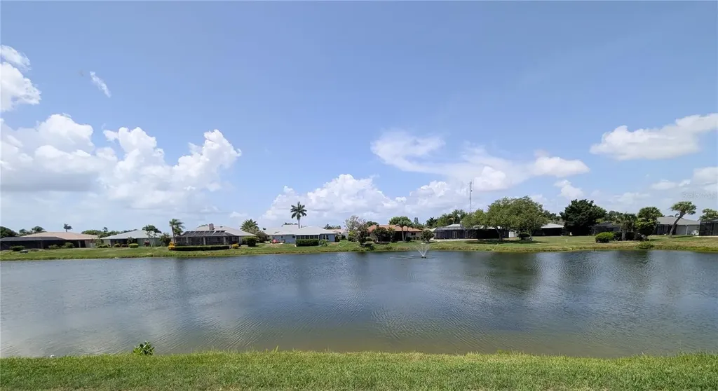 8707 51st Avenue W Bradenton FL 34210
