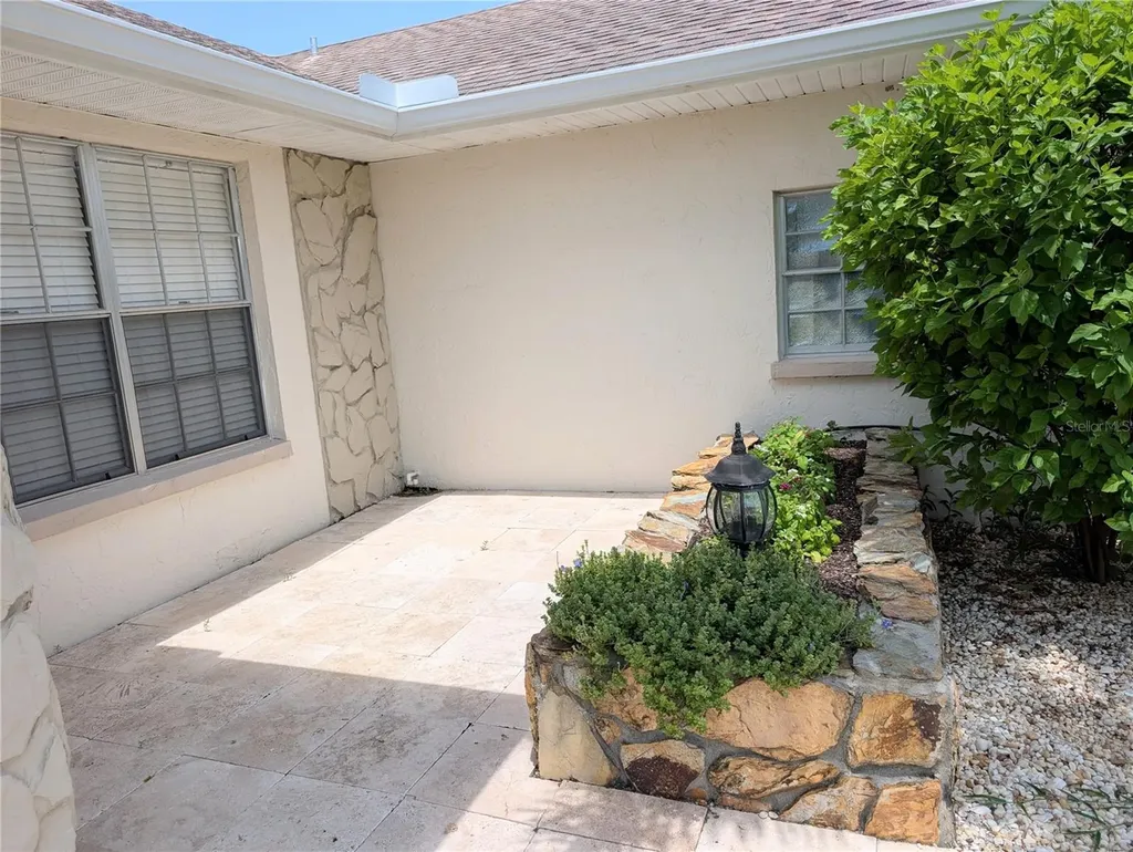 8707 51st Avenue W Bradenton FL 34210