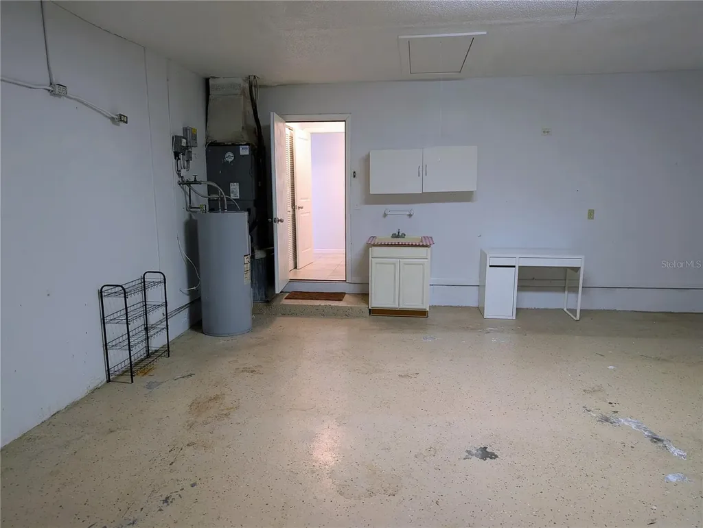 8707 51st Avenue W Bradenton FL 34210
