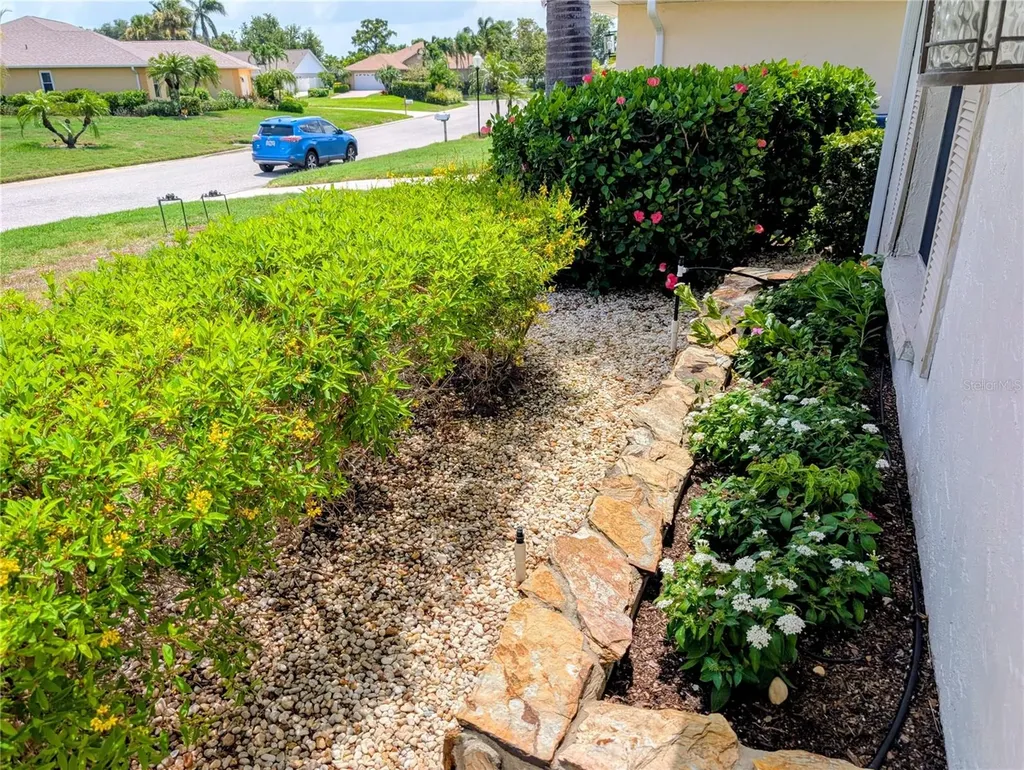 8707 51st Avenue W Bradenton FL 34210
