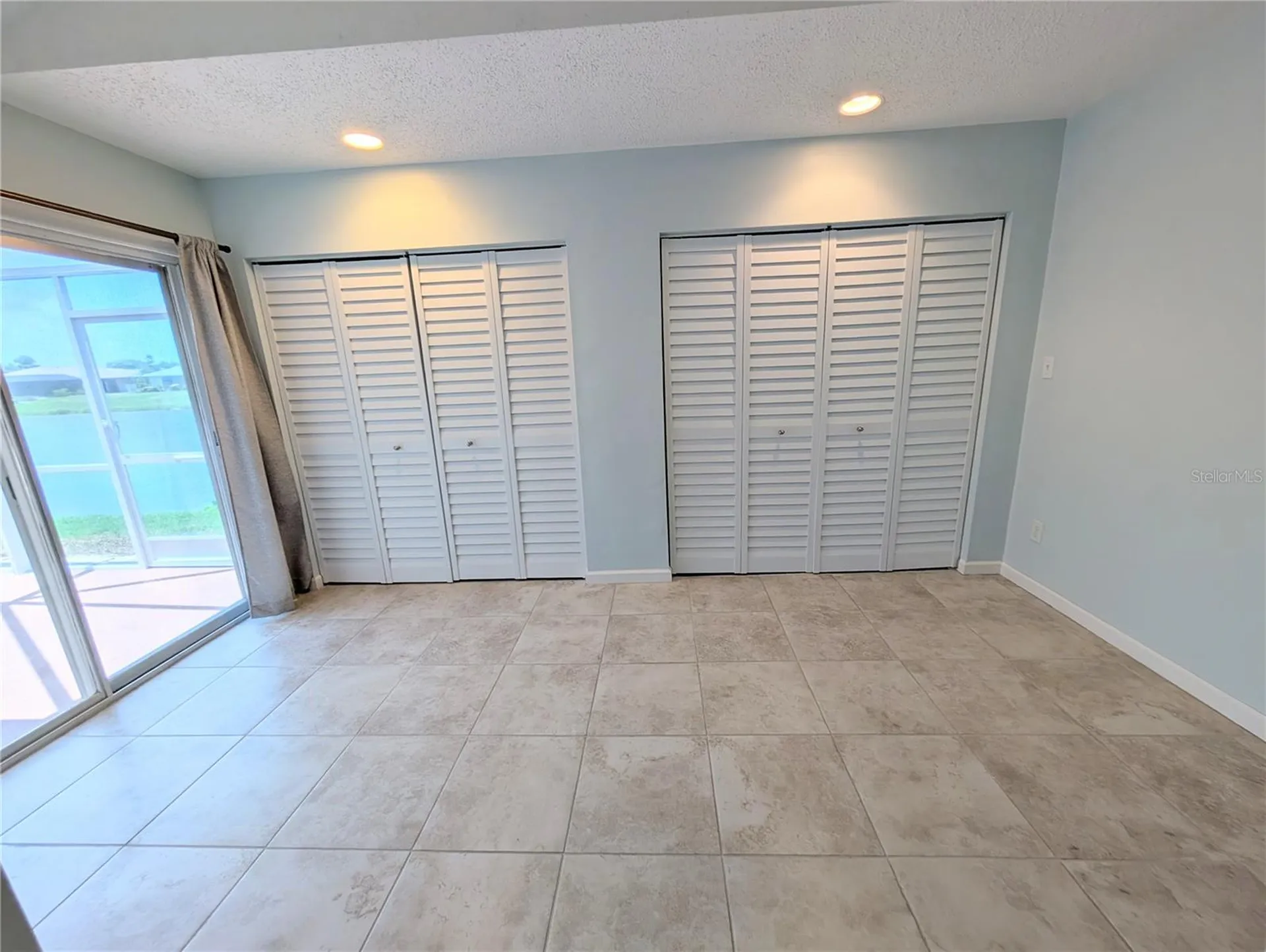8707 51st Avenue W Bradenton FL 34210