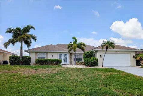 8707 51st Avenue W Bradenton FL 34210