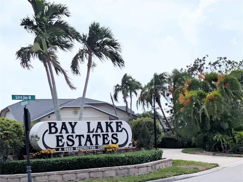 8707 51st Avenue W Bradenton FL 34210