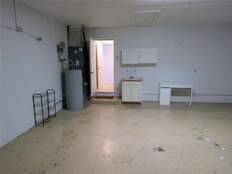 8707 51st Avenue W Bradenton FL 34210