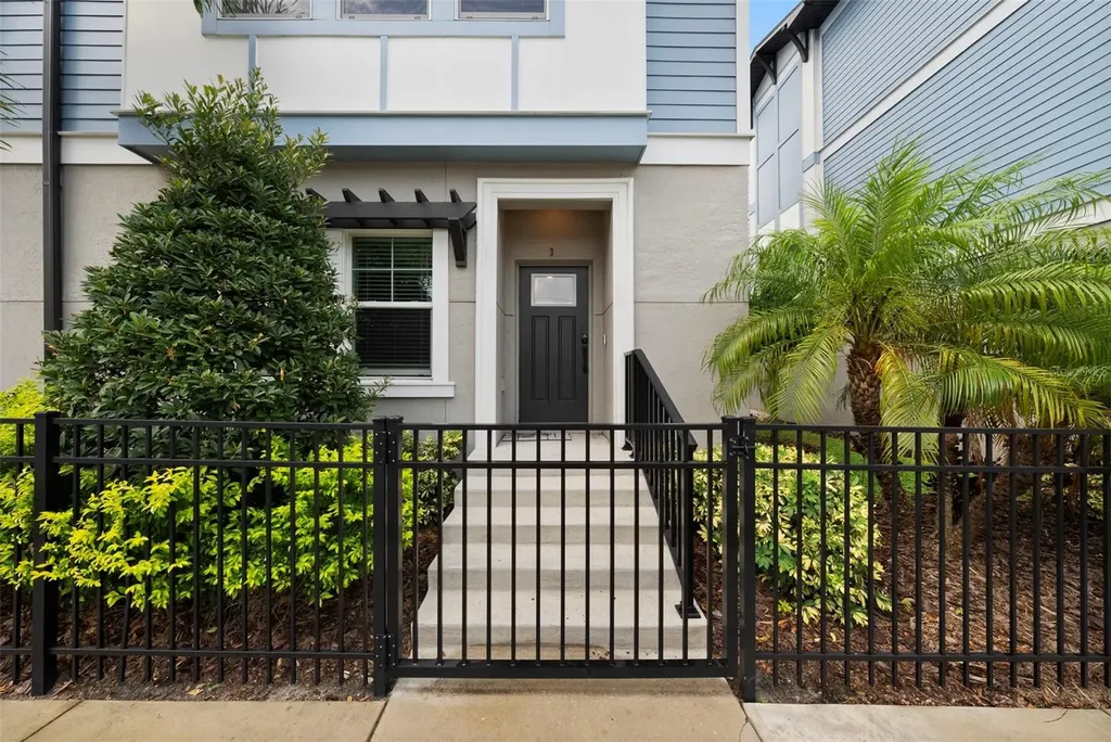3122 W Azeele Street Tampa FL 33609