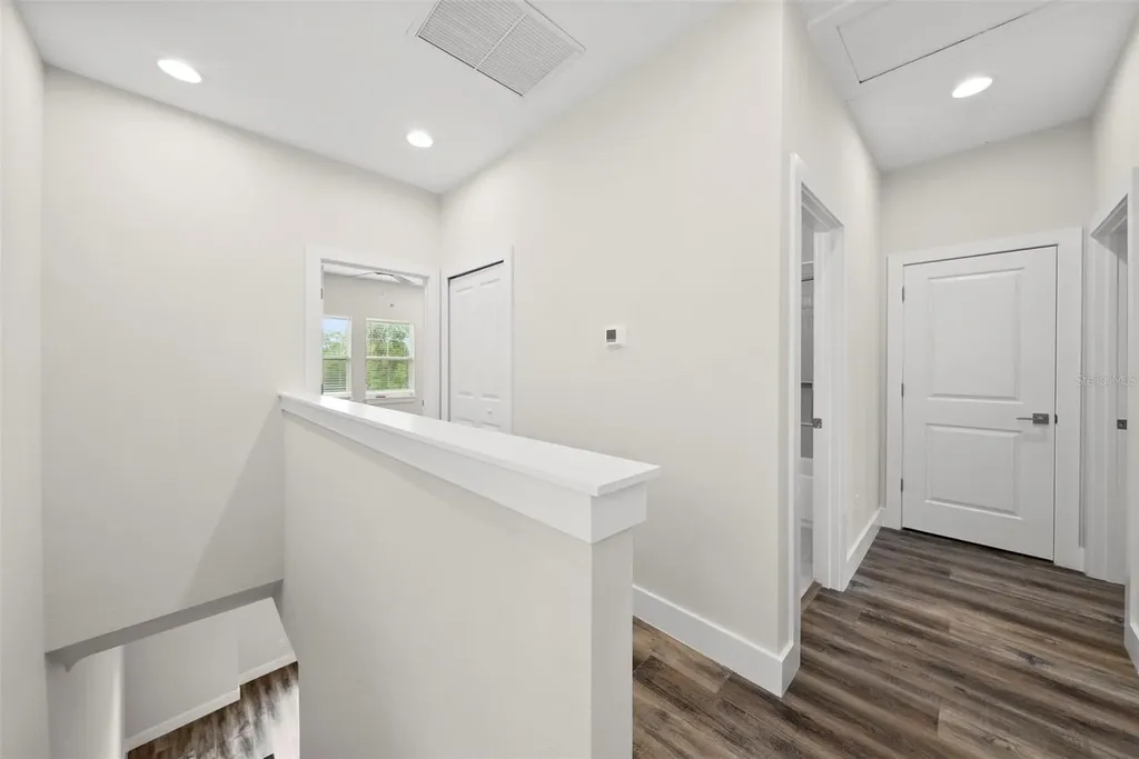 3122 W Azeele Street Tampa FL 33609