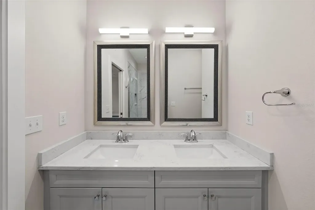 3122 W Azeele Street Tampa FL 33609