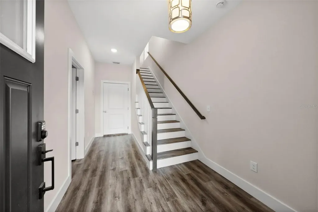 3122 W Azeele Street Tampa FL 33609