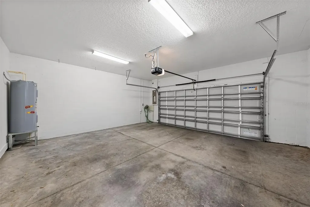 3122 W Azeele Street Tampa FL 33609