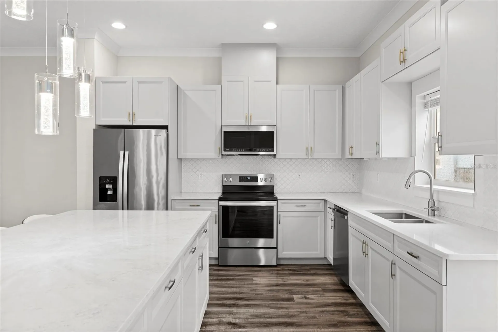 3122 W Azeele Street Tampa FL 33609