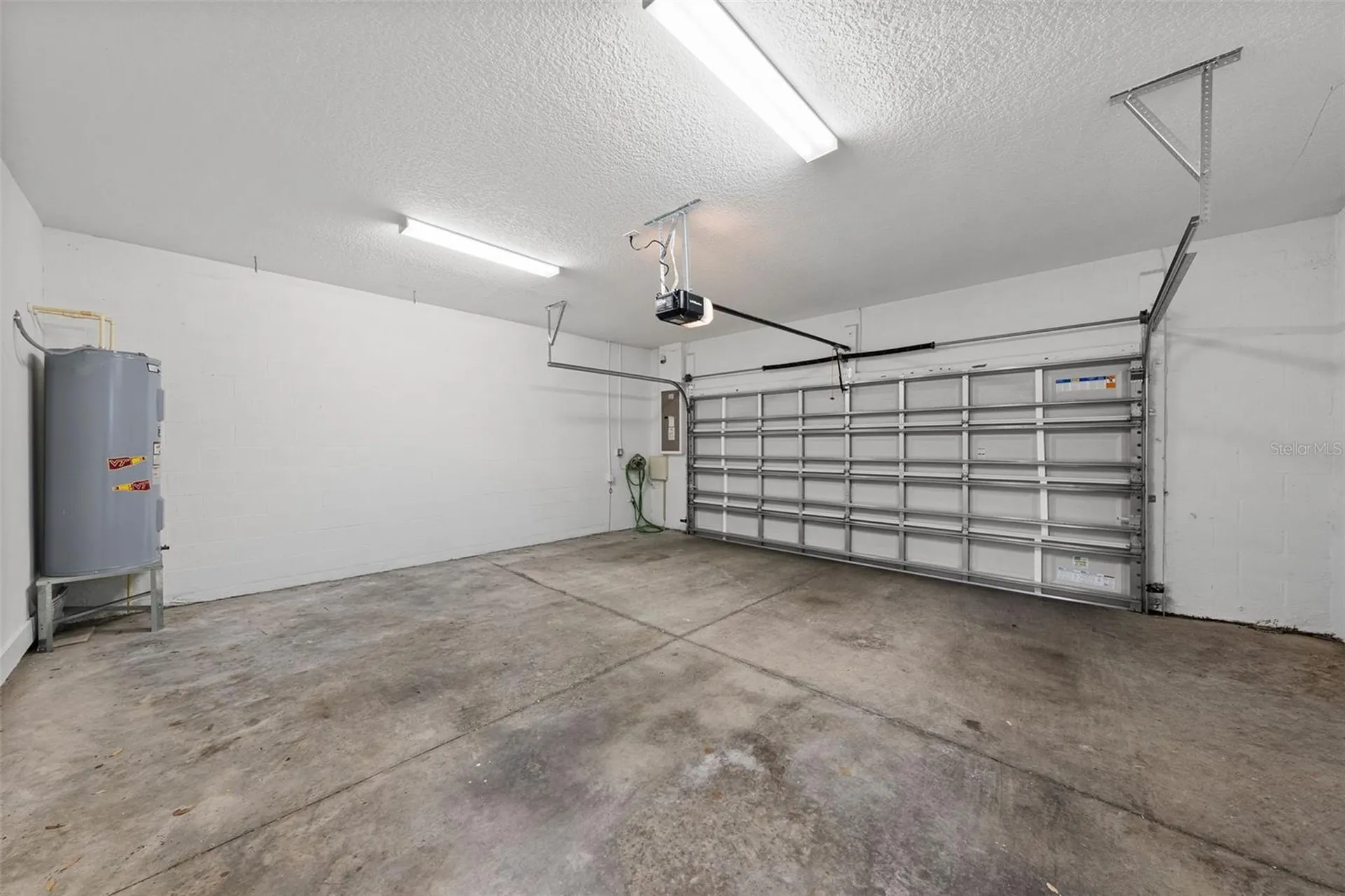 3122 W Azeele Street Tampa FL 33609
