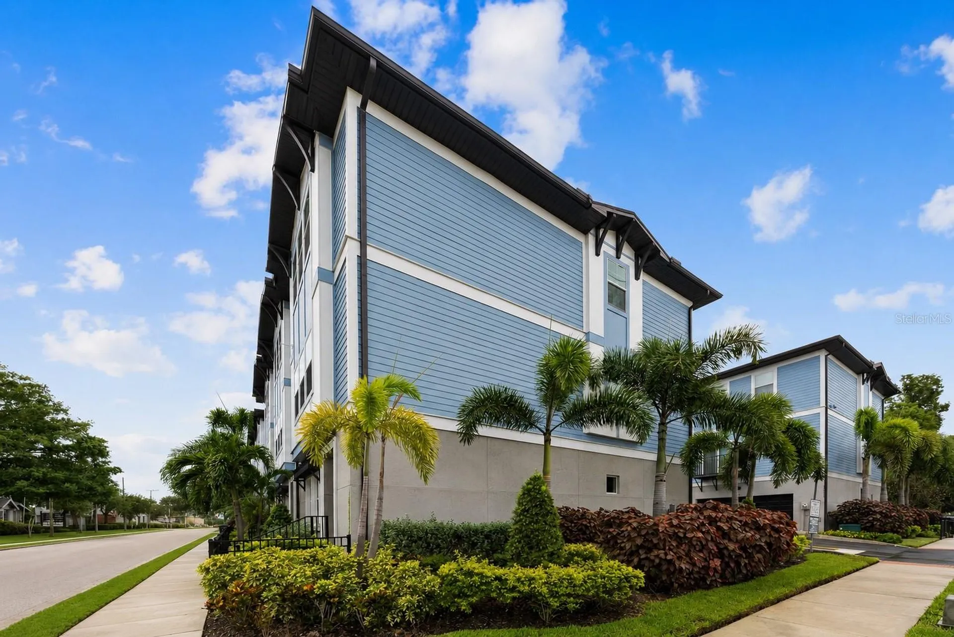 3122 W Azeele Street Tampa FL 33609