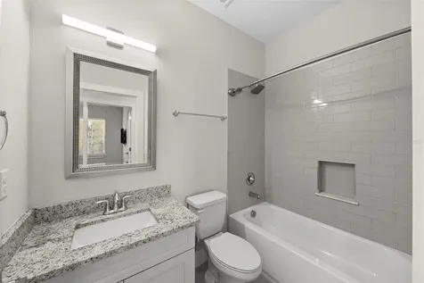 3122 W Azeele Street Tampa FL 33609