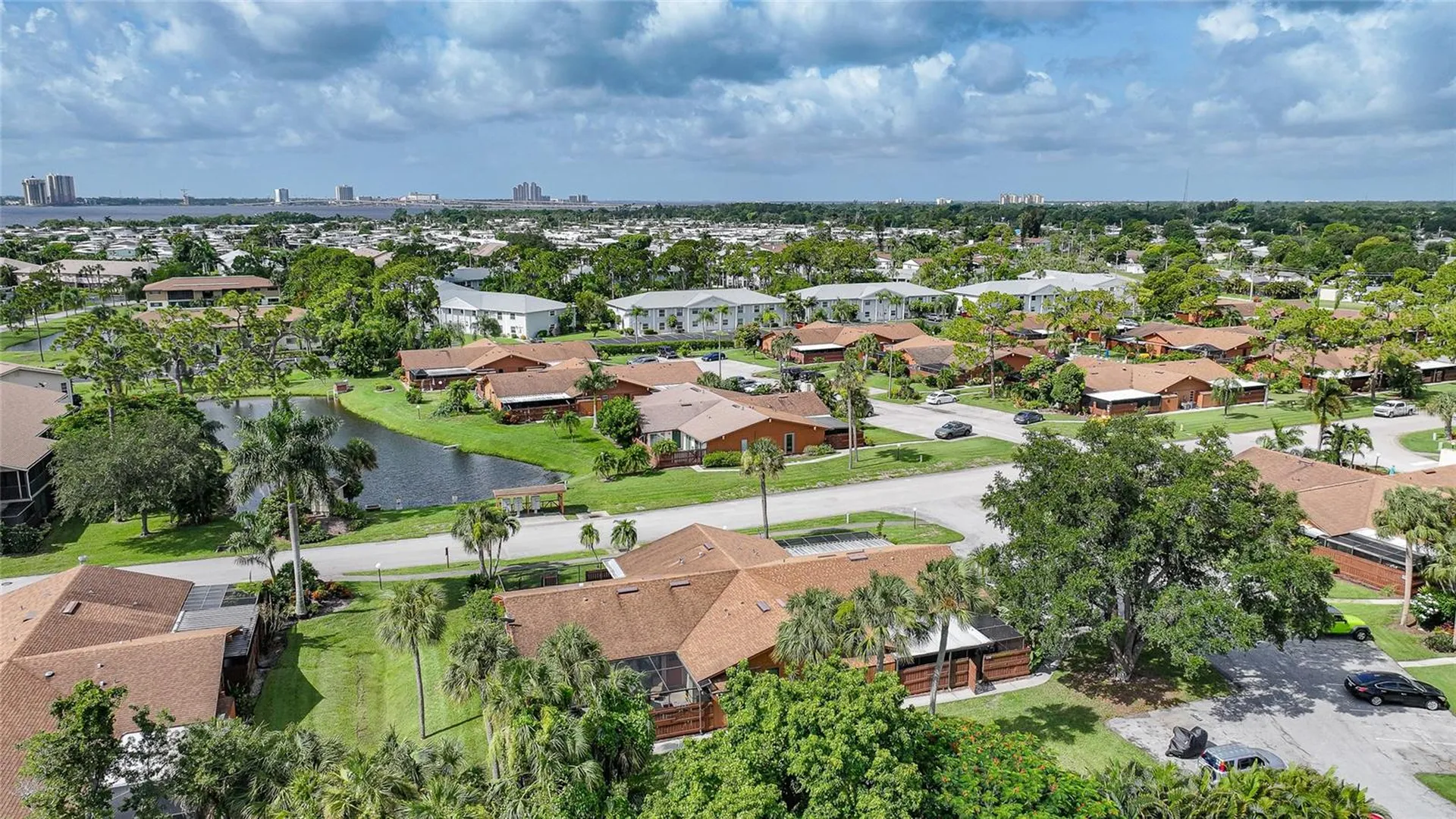 5625 Foxlake Drive North Fort Myers FL 33917
