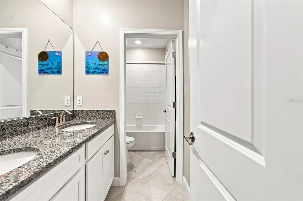 6809 Via Perloso Court Tampa FL 33625