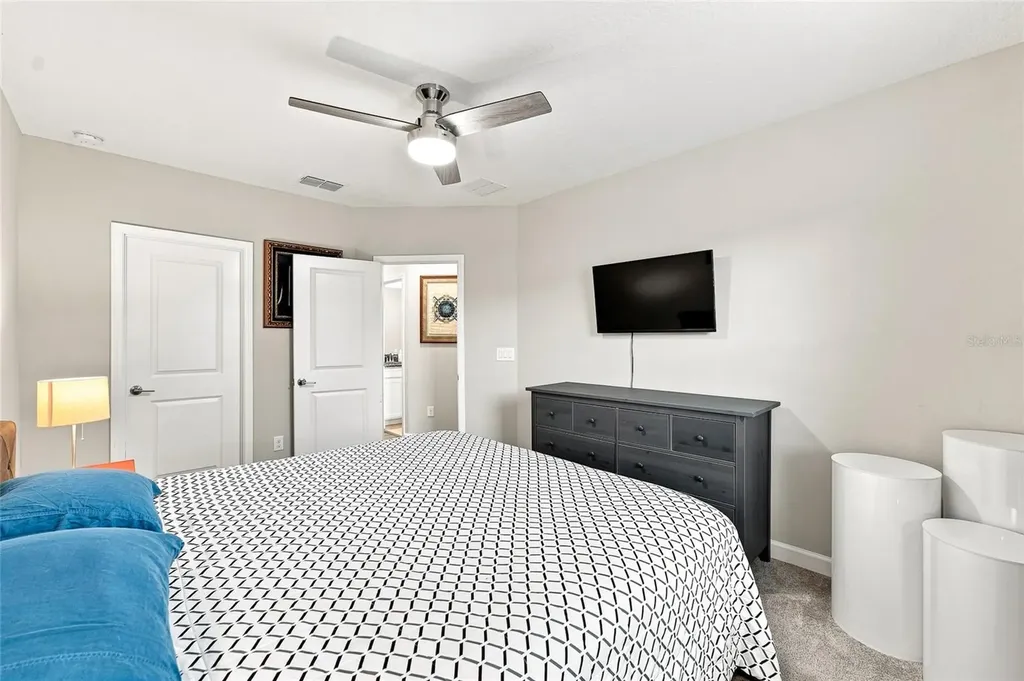 6809 Via Perloso Court Tampa FL 33625