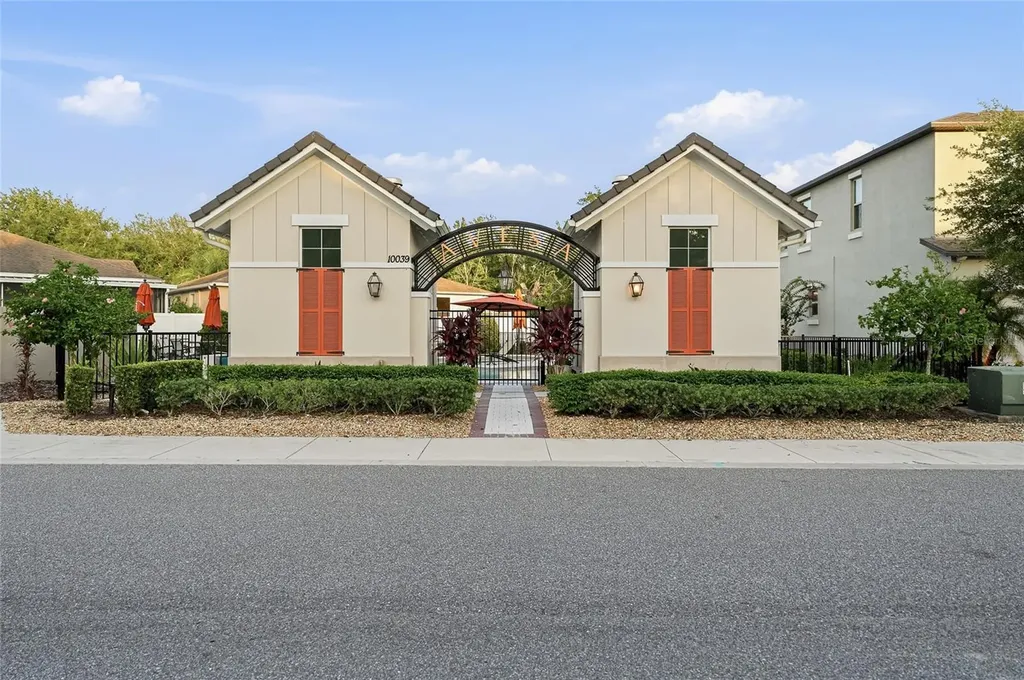 6809 Via Perloso Court Tampa FL 33625