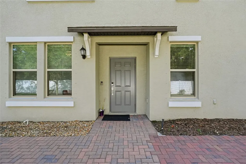 6809 Via Perloso Court Tampa FL 33625
