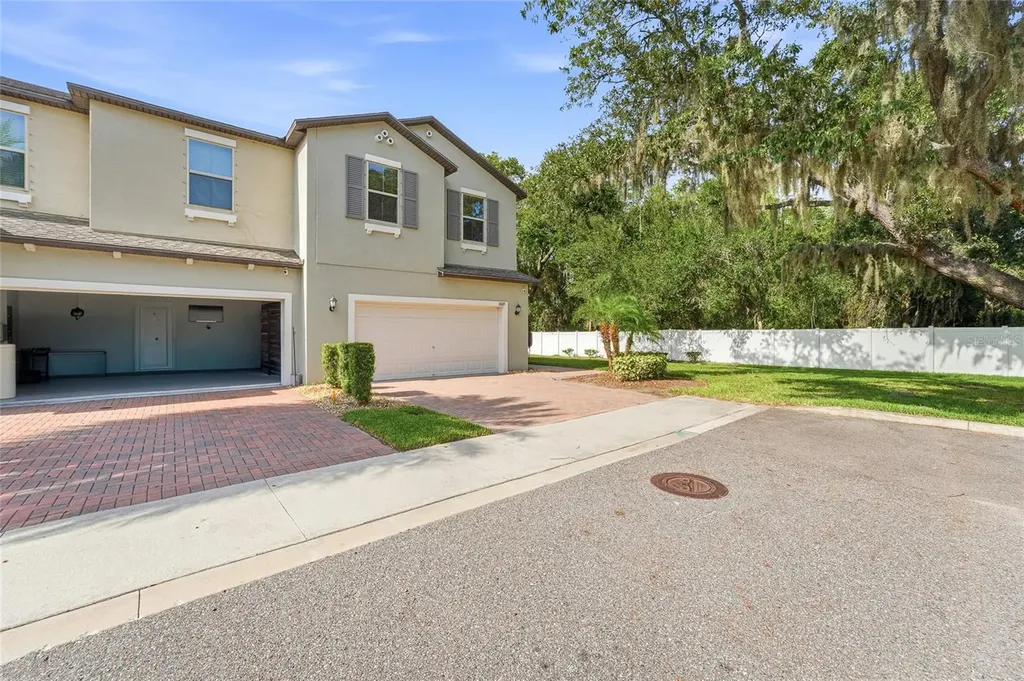 6809 Via Perloso Court Tampa FL 33625