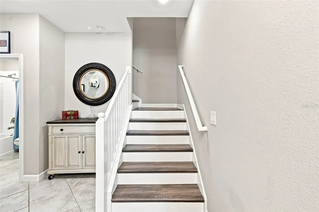 6809 Via Perloso Court Tampa FL 33625