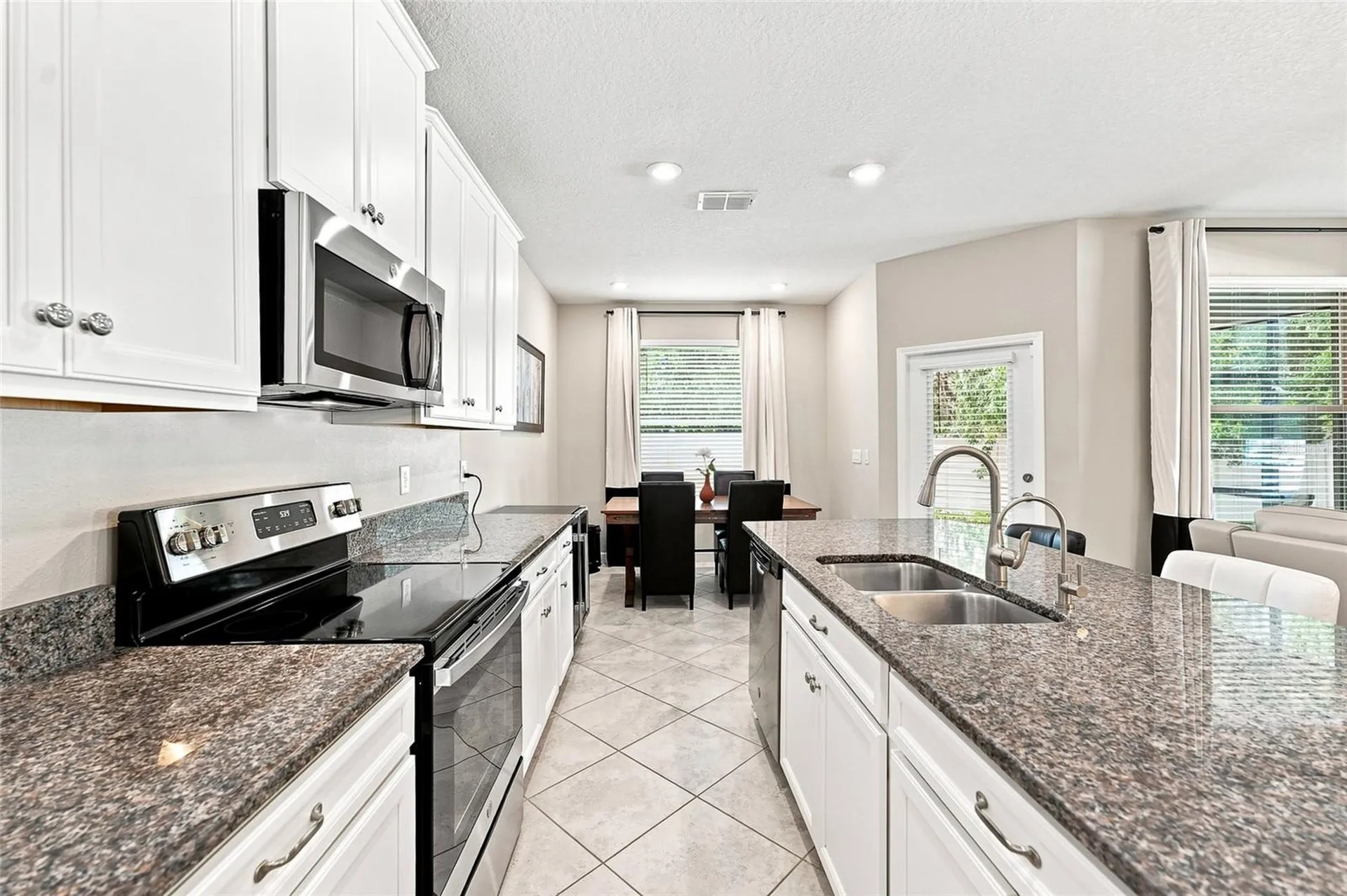 6809 Via Perloso Court Tampa FL 33625