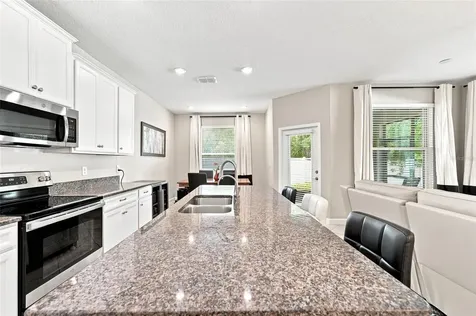 6809 Via Perloso Court Tampa FL 33625