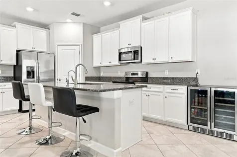 6809 Via Perloso Court Tampa FL 33625