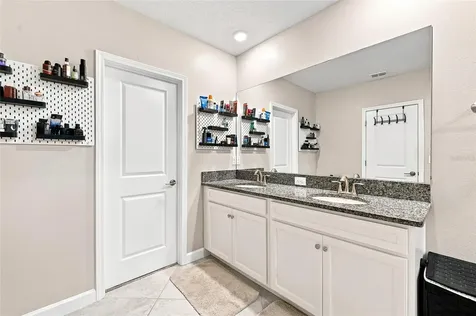 6809 Via Perloso Court Tampa FL 33625