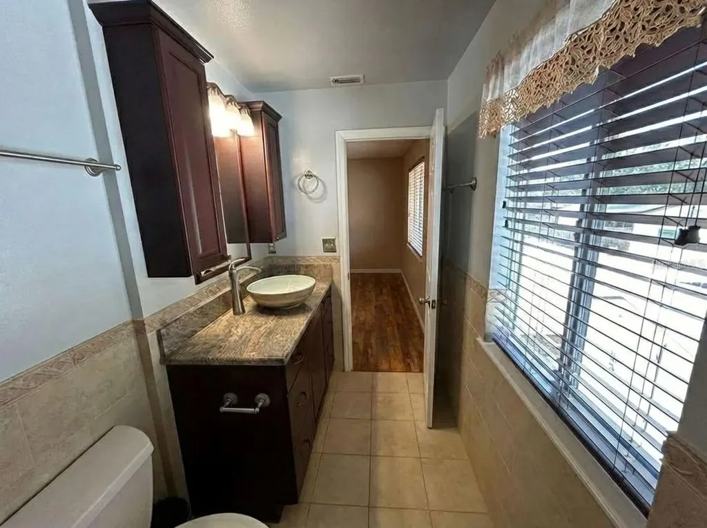 1783 Maryland Avenue NE St Petersburg FL 33703