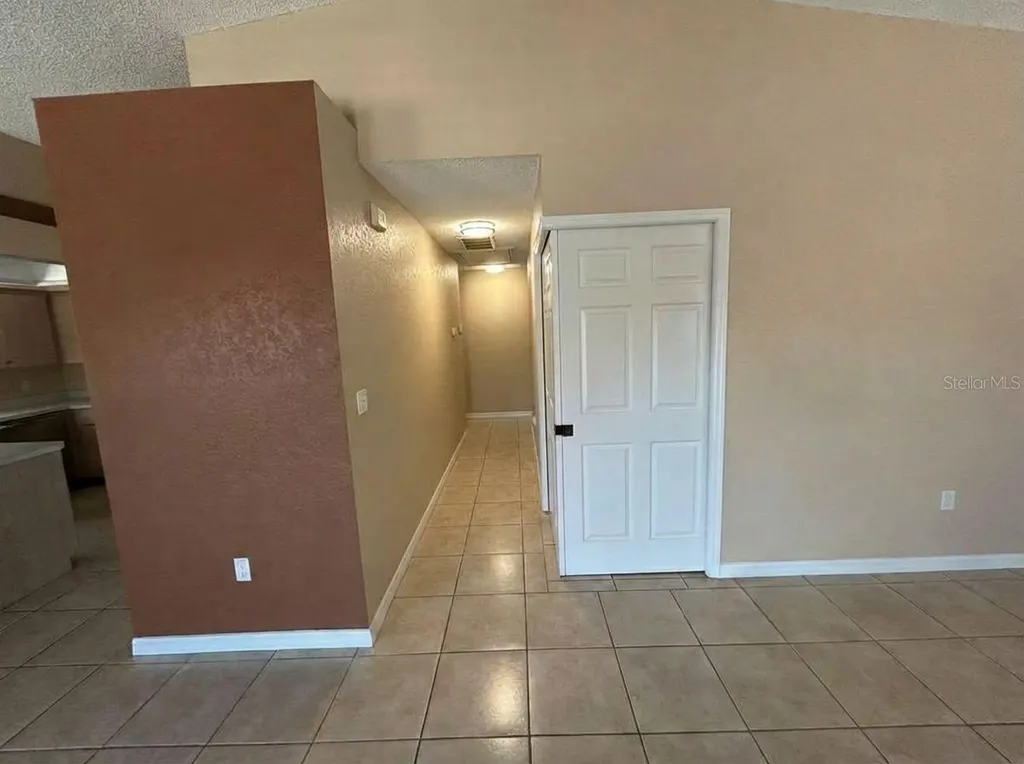 1783 Maryland Avenue NE St Petersburg FL 33703
