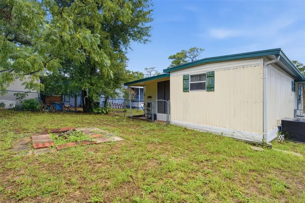 29138 Heckleman Street Brooksville FL 34602