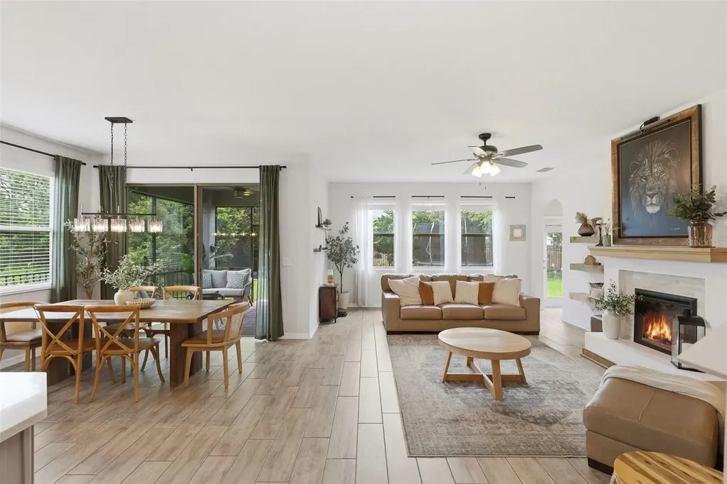 285 Ancona Avenue Debary FL 32713