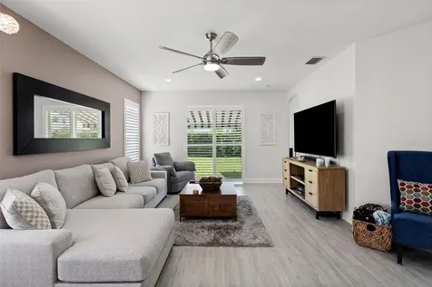 10818 Ashford Oaks Drive Tampa FL 33625