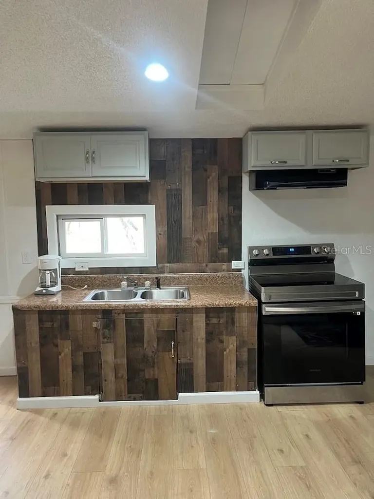 10330 NE 90th Street Bronson FL 32621