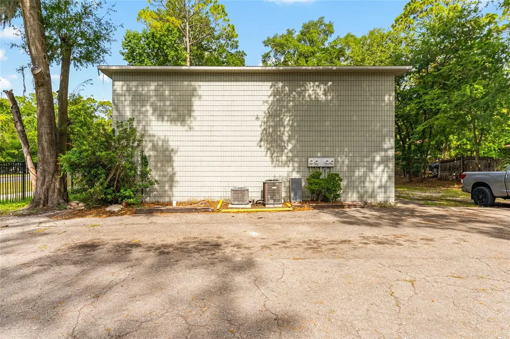 724 SW 68th Terrace Gainesville FL 32607
