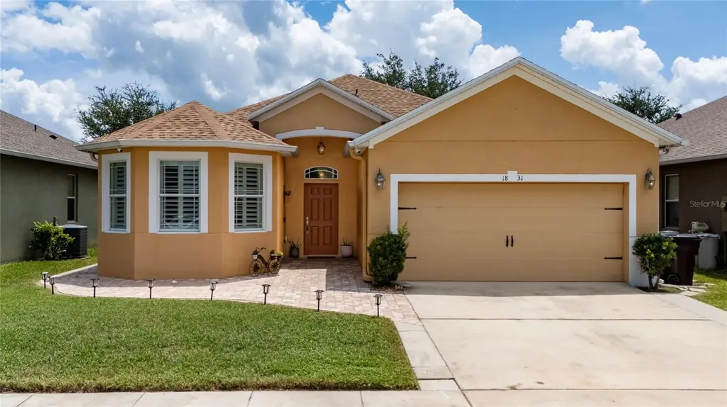 1831 Centennial Avenue St Cloud FL 34769